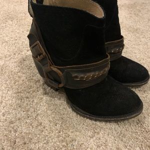 Free bird elpaso booties